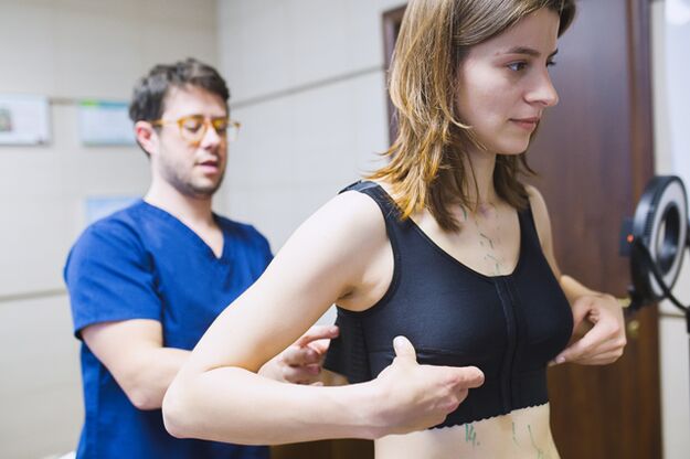 Nošenje kompresijske odjeće nakon povećanja grudi hijaluronskom kiselinom